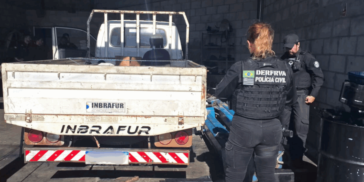 PCGO cumpre mandados de busca e apreensão em investigação de furto de peças de caminhões