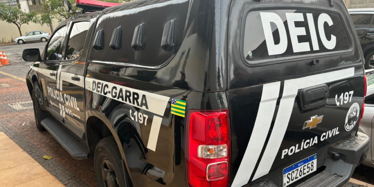 PCGO cumpre mandado de prisão temporária por roubo com uso de arma branca contra DJ em Goiânia