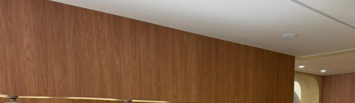 Operação Beleza Sem Filtro investiga maquiador suspeito de desviar R$ 300 mil de salão em Goiânia