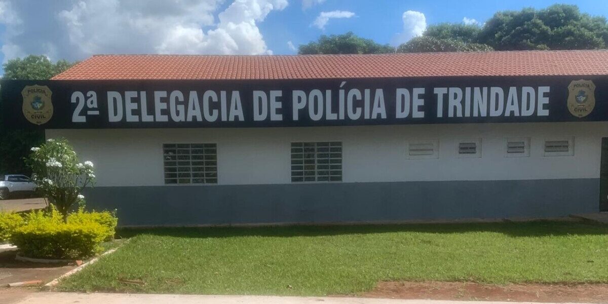 Polícia Civil cumpre mandados judiciais contra um investigado e menor envolvidos em homicídio em Trindade