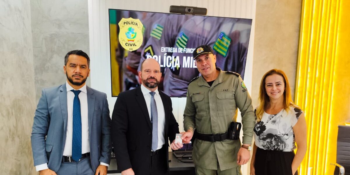 Polícia Civil concluiu processo de entrega de mais de 10 mil novas carteiras funcionais das forças de segurança pública