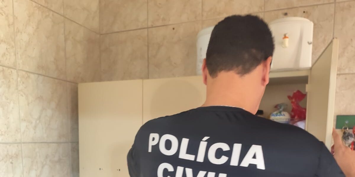 PCGO prende investigado por aplicar golpes usando empresa fictícia para vender freezers a consumidores