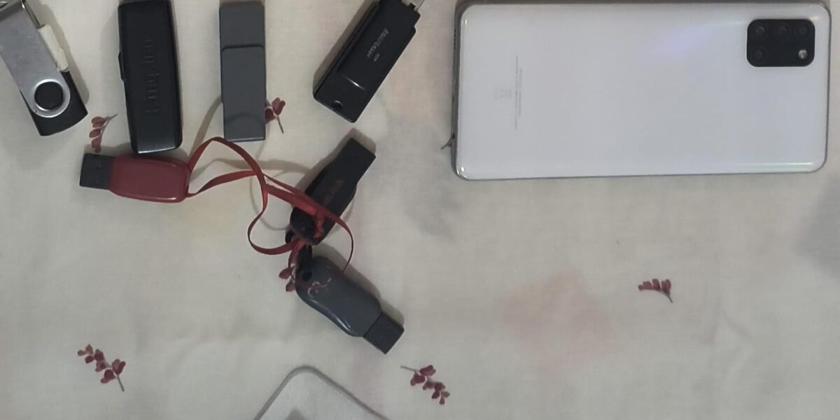 PCGO cumpre busca e apreensão contra suspeito de fazer montagem de fotos, com cunho sexual, contra adolescente