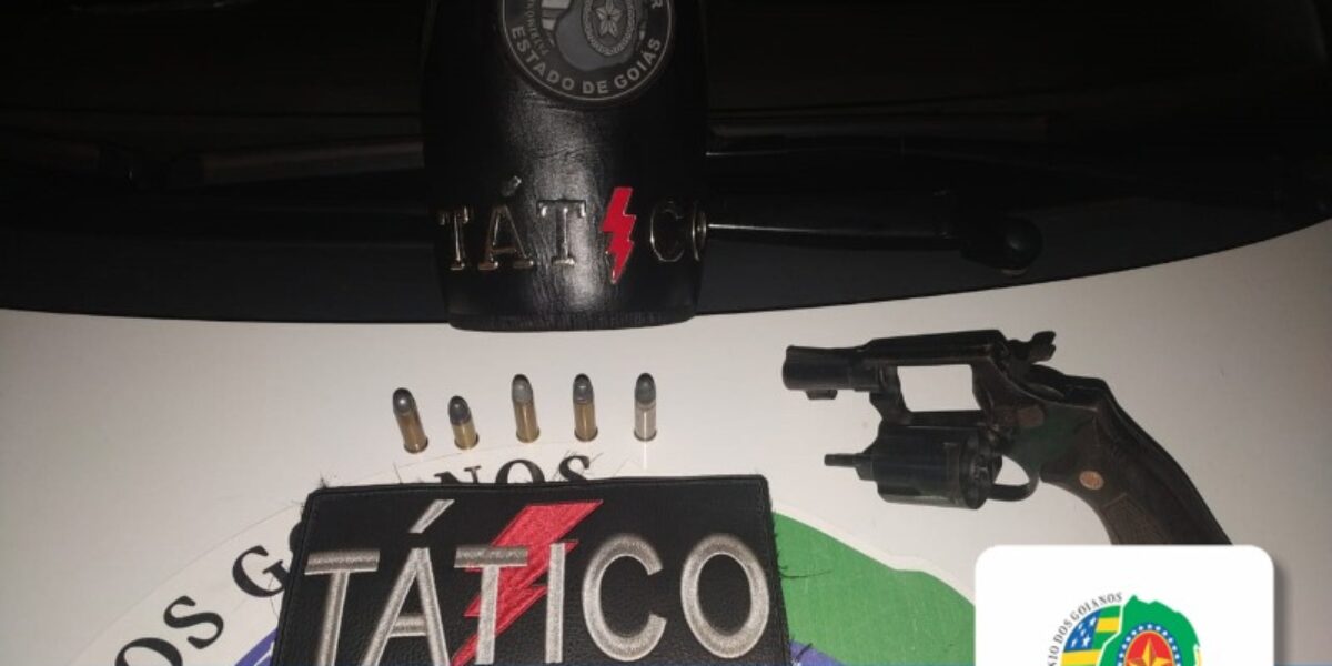 5º CRPM / 20º BPM VALPARAÍSO-GO: TÁTICO PRENDE HOMEM POR PORTE ILEGAL DE ARMA DE FOGO.