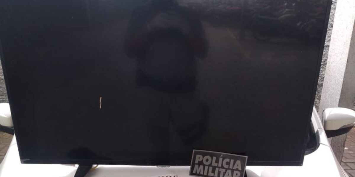 13° BPM prende autor de furto a residências e recupera produtos furtados logo após o crime