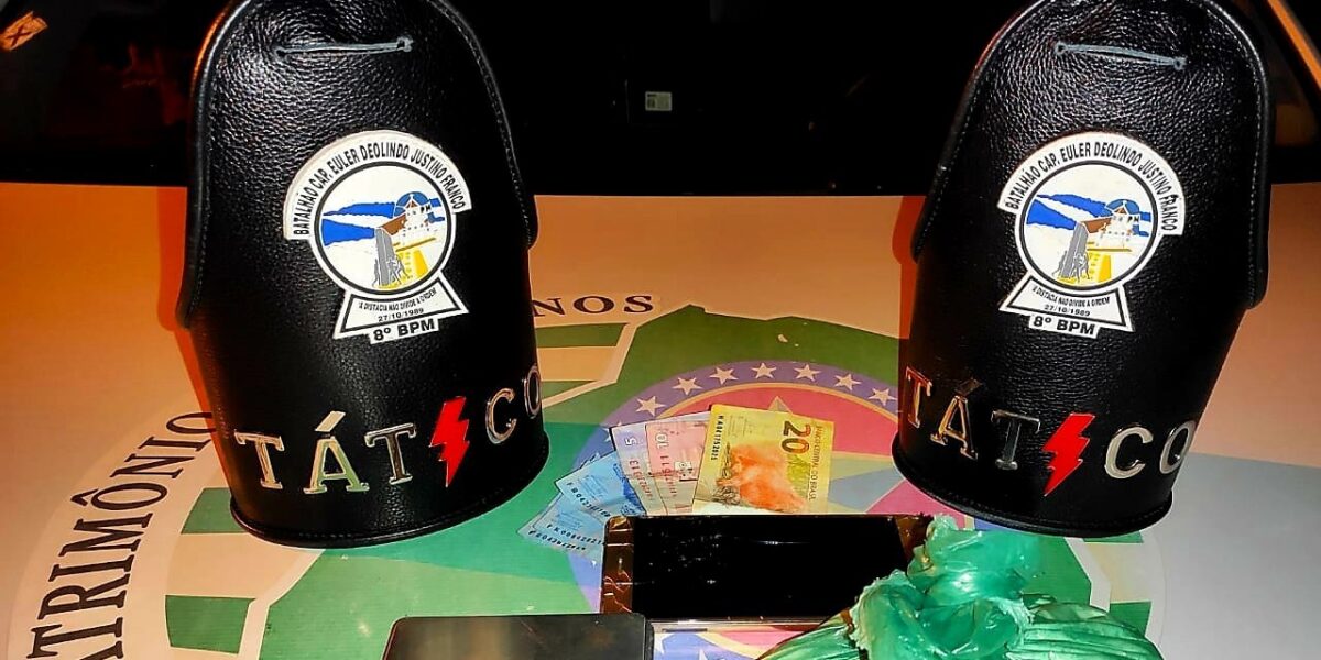 Tirocínio policial: 8º Batalhão aborda suspeito e localiza entorpecentes