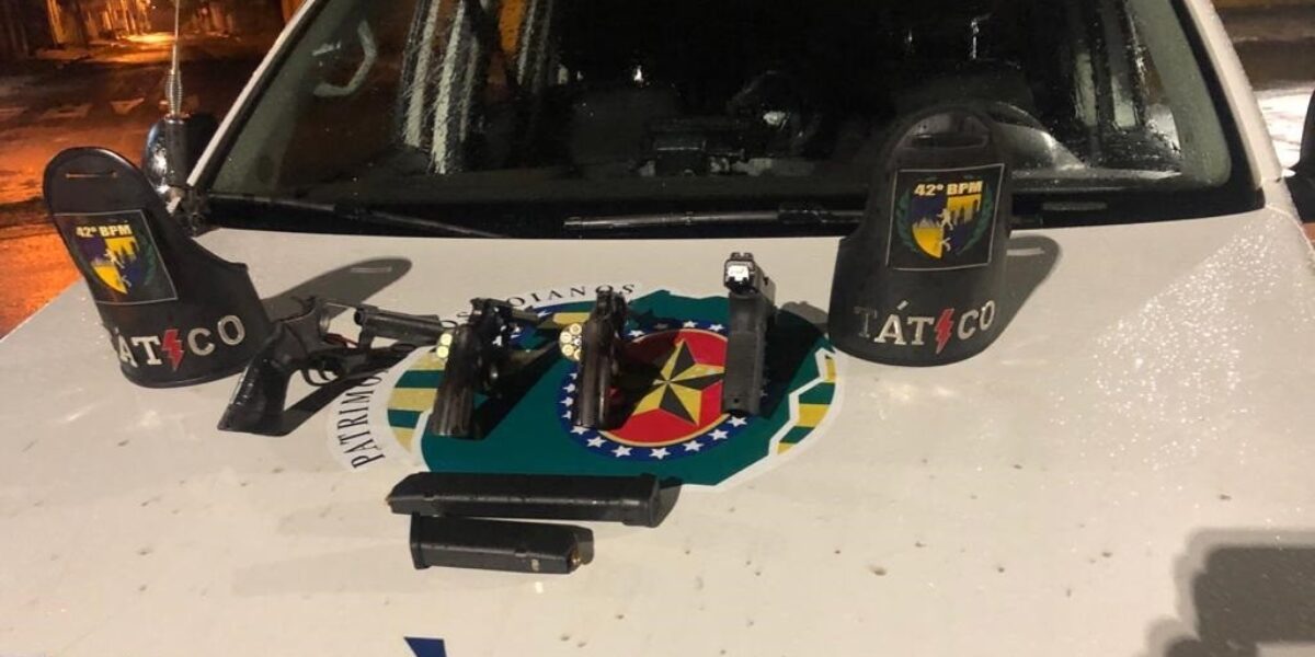 42° BPM Apreende Armas de Fogo Ilegais e Instrumentos que Seriam Utilizados para Arrombar Caixas Eletrônicos