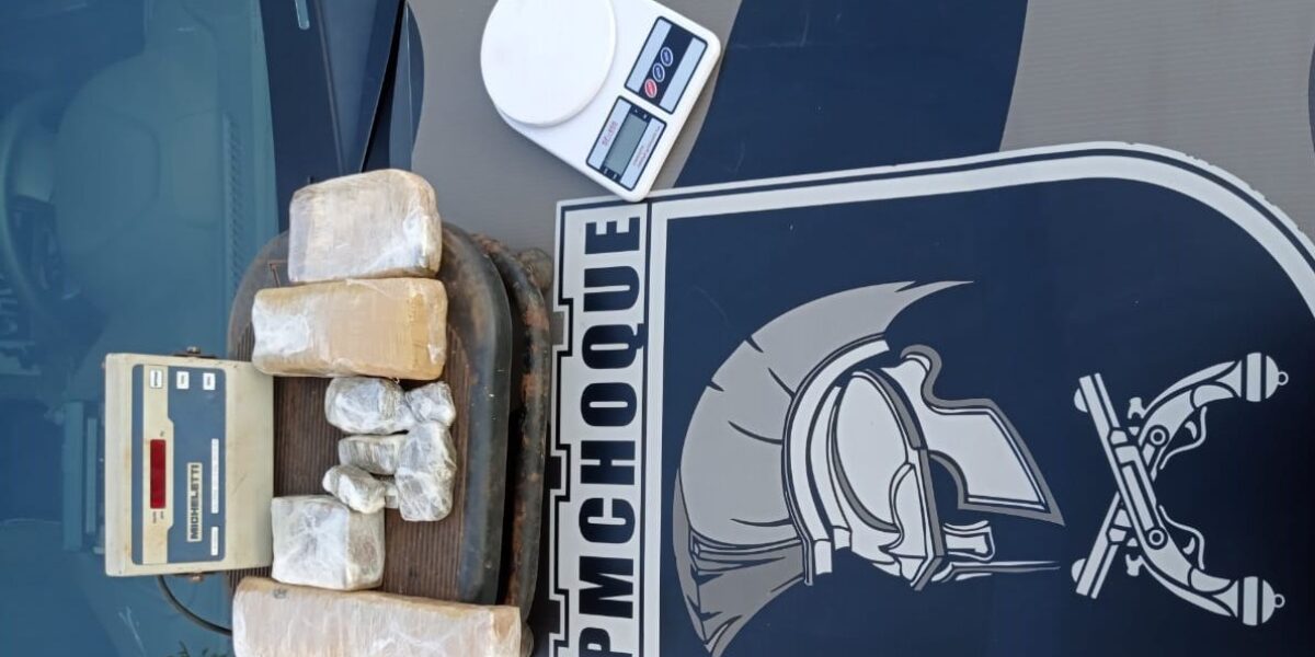 CHOQUE Prende Traficante com Três Tabletes de Maconha na Cidade de Guapó