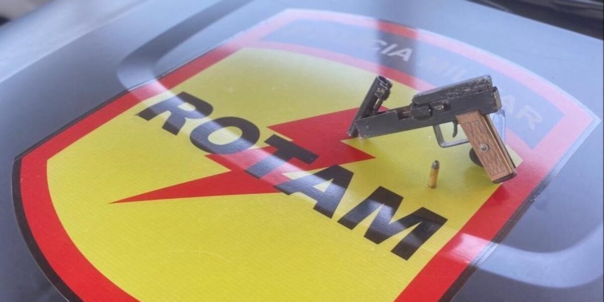 No Setor Santa Efigênia uma Equipe de ROTAM Apreendeu Arma de Fogo Ilegal Usada em Vias de Fato