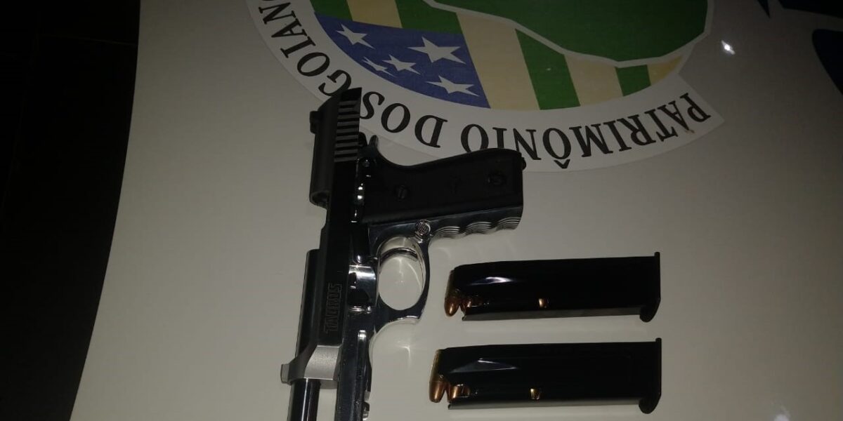 Mulher é detida após disparar arma de fogo no setor Santa Genoveva, em Goiânia-GO