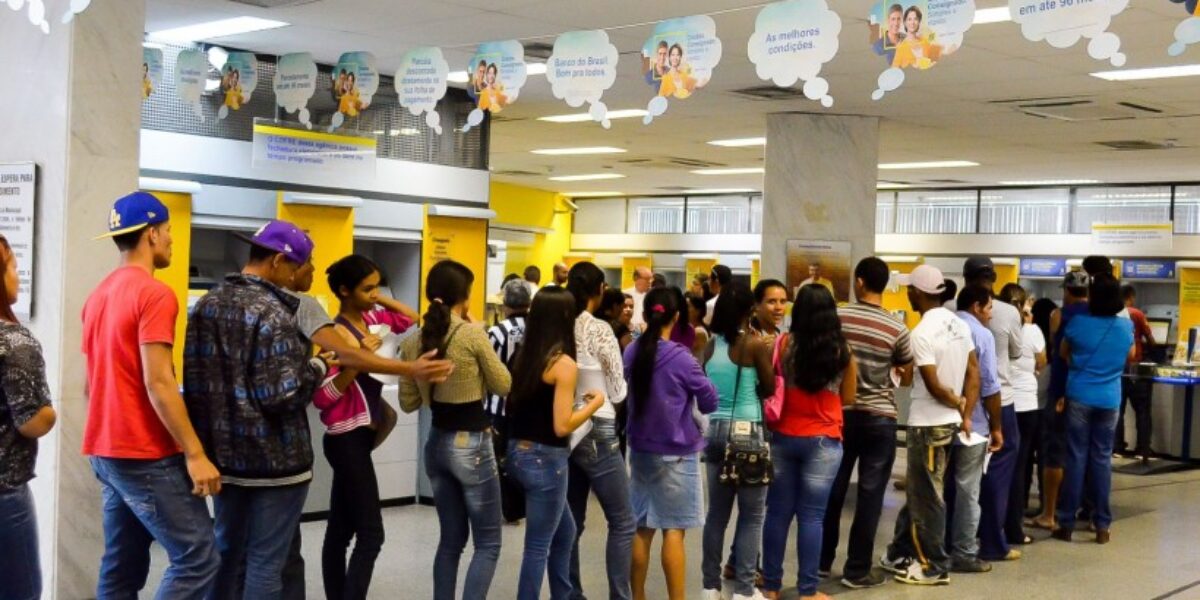 Cresce 151% número de reclamações no Procon Goiás sobre espera de atendimento em agências bancárias