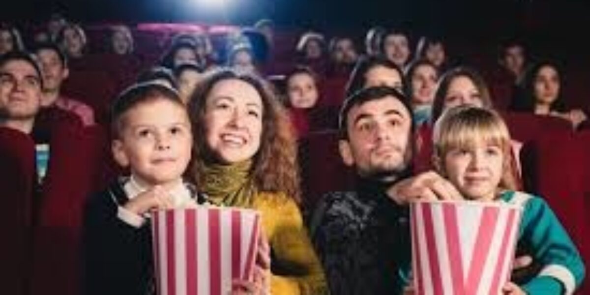 Confira seus direitos antes de levar as crianças para o cinema