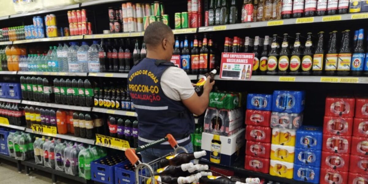 Procon Goiás apreendeu cerca de 10 toneladas de produtos impróprios para o consumo nos últimos 4 meses