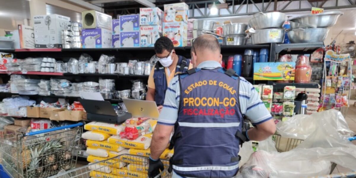 Em três dias, fiscais do Procon Goiás apreendem 650 quilos de produtos impróprios para o consumo no interior do estado