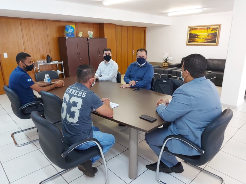 Comitiva do Procon Mato Grosso visita Procon Goiás para conhecer trabalho do Núcleo de Renegociação de Dívidas e Procon Web
