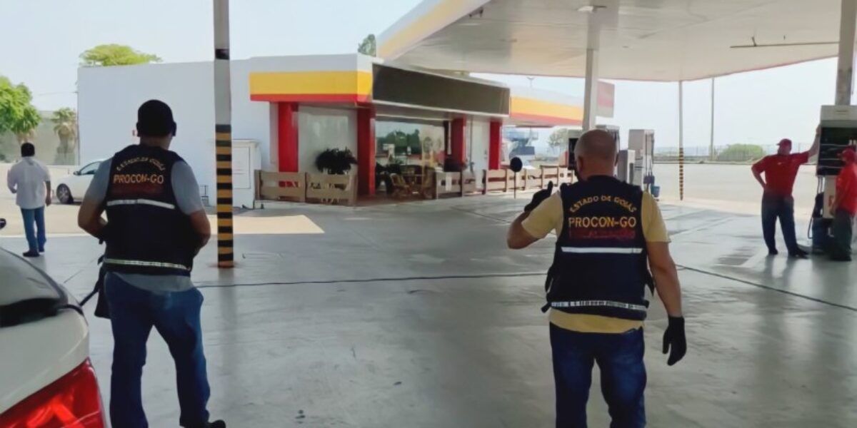 Procon Goiás percorre  postos de combustíveis em Goiânia nesta quarta-feira (6/10) para verificar suspeita de abusividade de preços