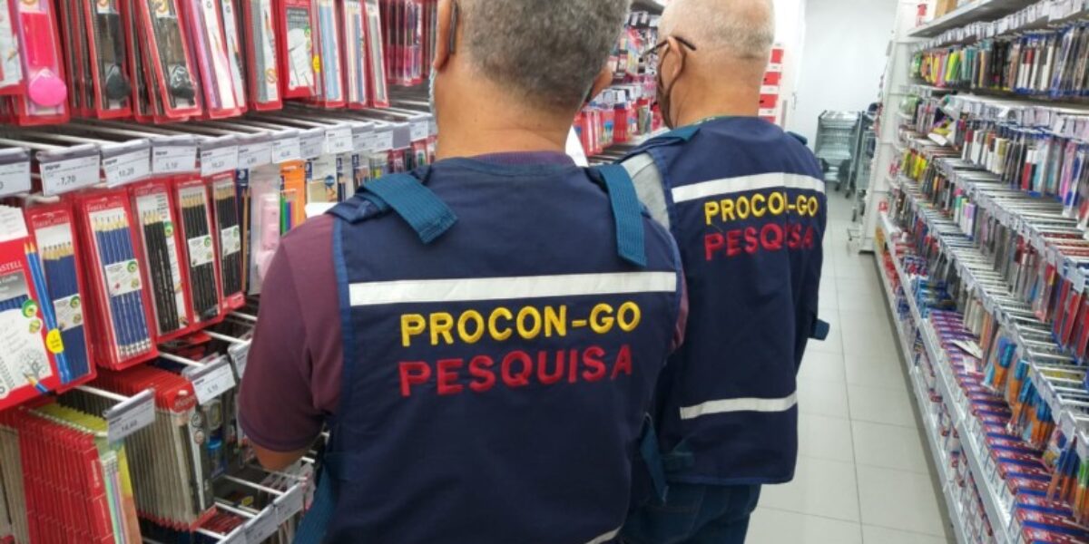 Procon Goiás constata variação de até 460% nos preços dos materiais escolares