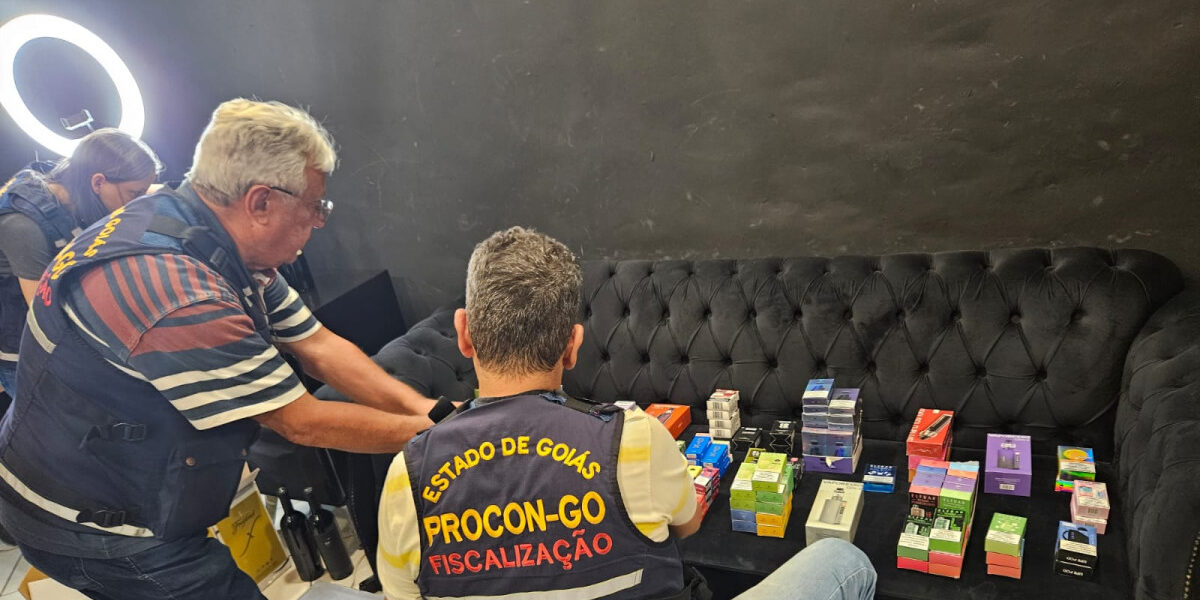 Procon Goiás autua três empresas por venda de produtos impróprios para o consumo