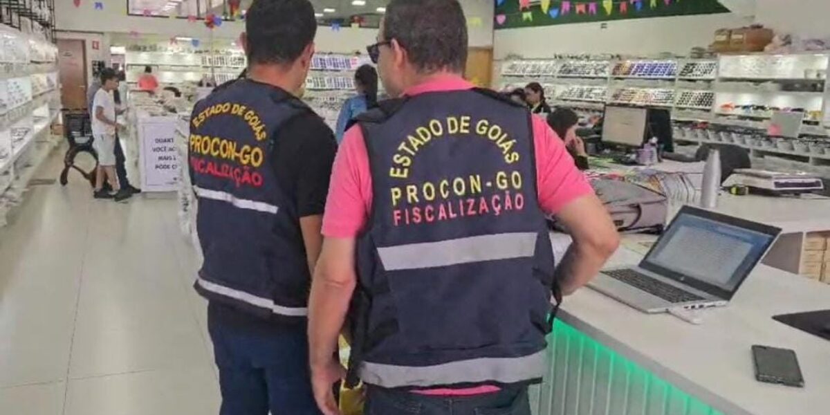 Procon Goiás notifica 7 óticas por cumprimento de nova lei do setor