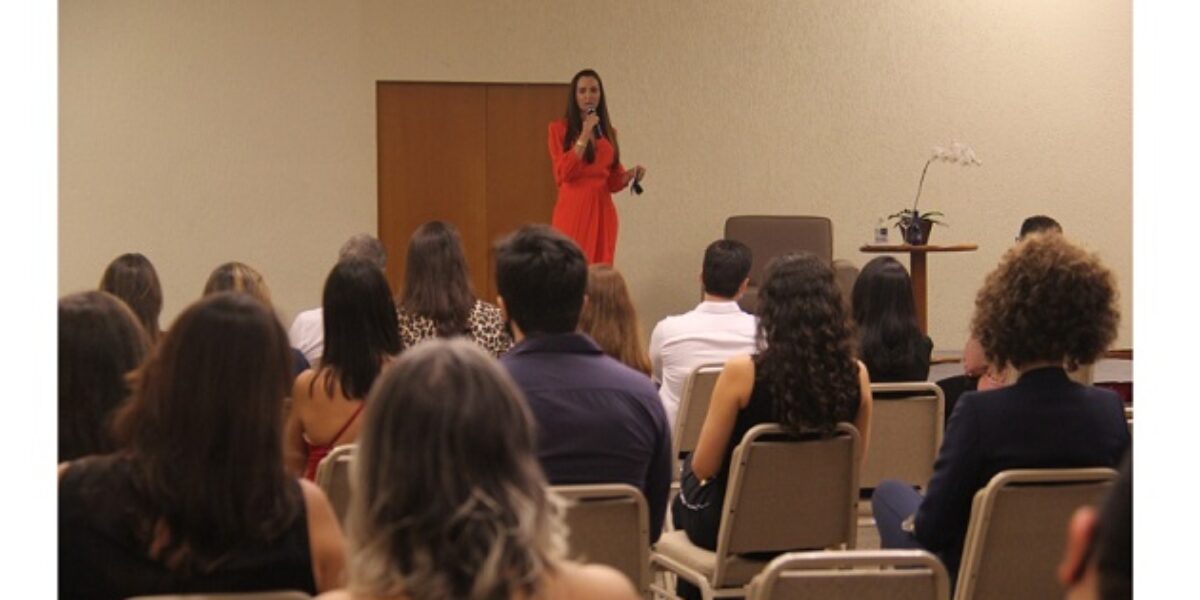 Palestra de Leandro Karnal abre Semana do Procurador