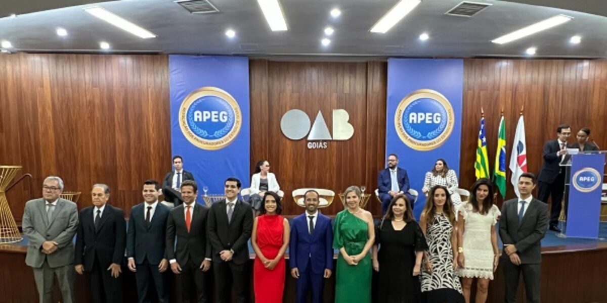 PGE-GO prestigia posse da nova diretoria da APEG