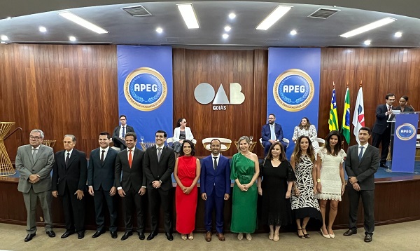PGE-GO prestigia posse da nova diretoria da APEG