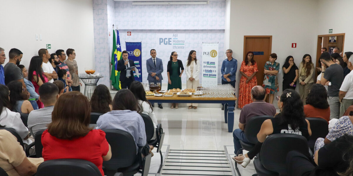 PGE-GO celebra o Dia do Servidor Público com café da manhã especial