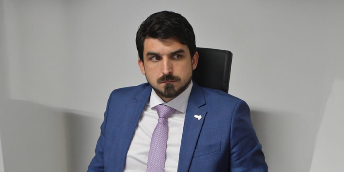 PGE-GO discute importantes temas para os Estados durante reunião do Colégio Nacional de Procuradores-Gerais, em Vitória