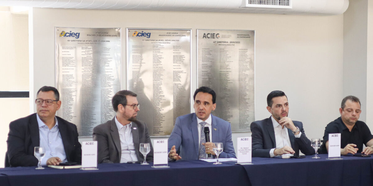 PGE-GO detalha vantagens do Quita Goiás a líderes empresariais da Acieg