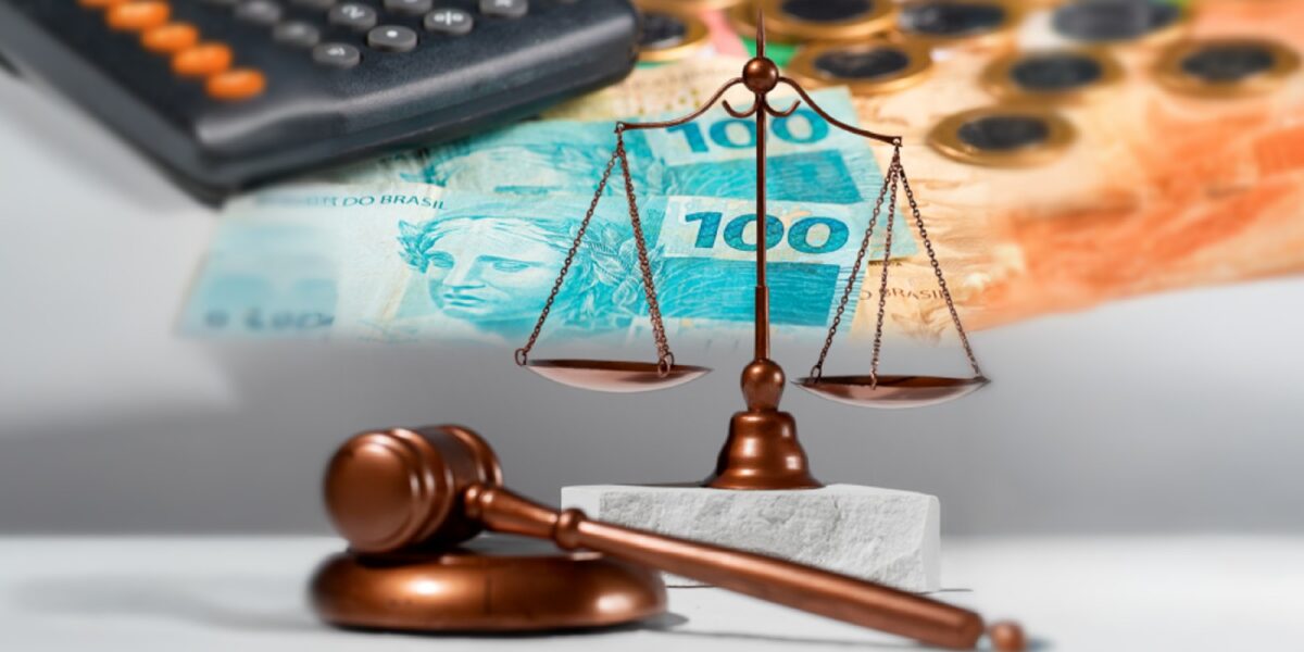 PGE-GO garante aprovação de tese no TJ-GO sobre prazo prescricional para incorporação de quinquênio