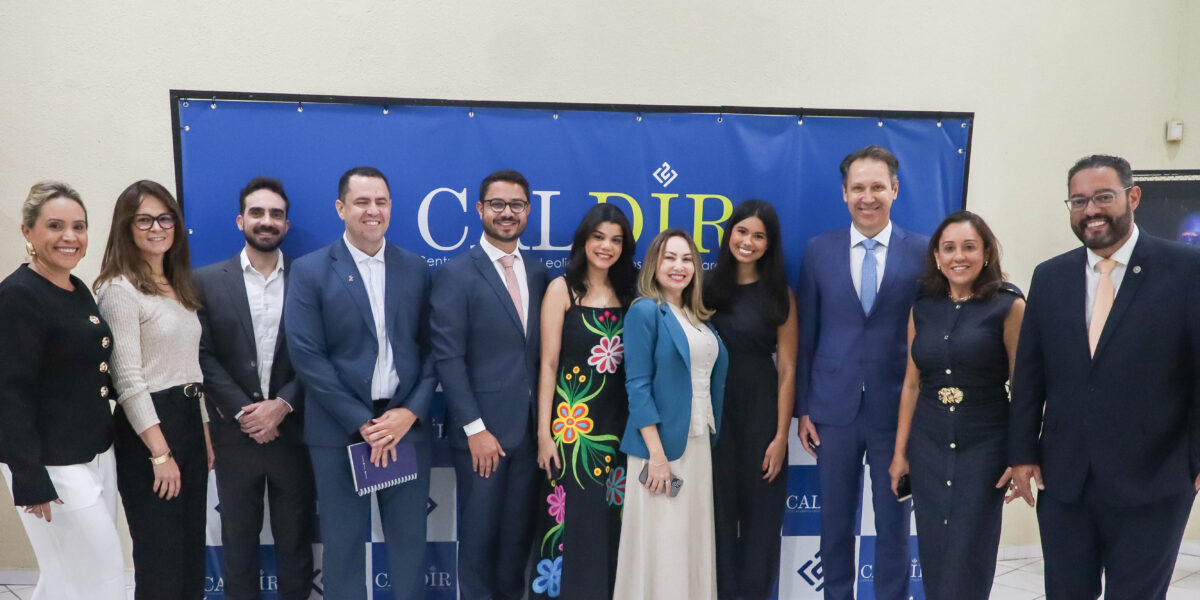 PGE-GO debate Inteligência Artificial e Direitos Fundamentais em aula magna da UEG