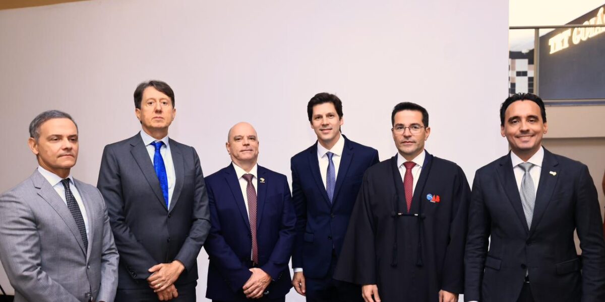 PGE-GO prestigia posse do novo desembargador do TRT da 18ª Região