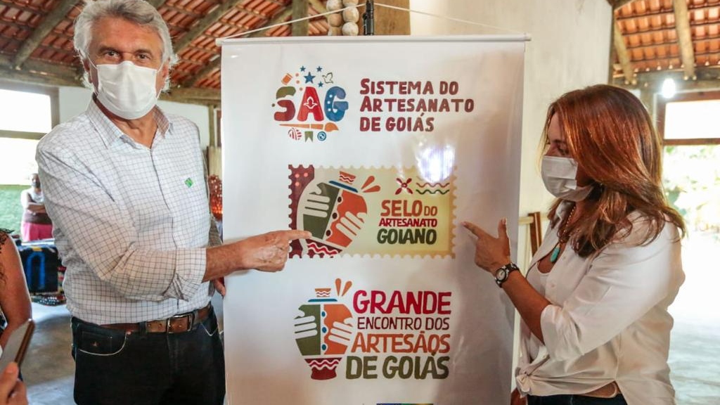 Ronaldo e Gracinha Caiado apresentam Sistema do Artesanato de Goiás, em Olhos d´Água