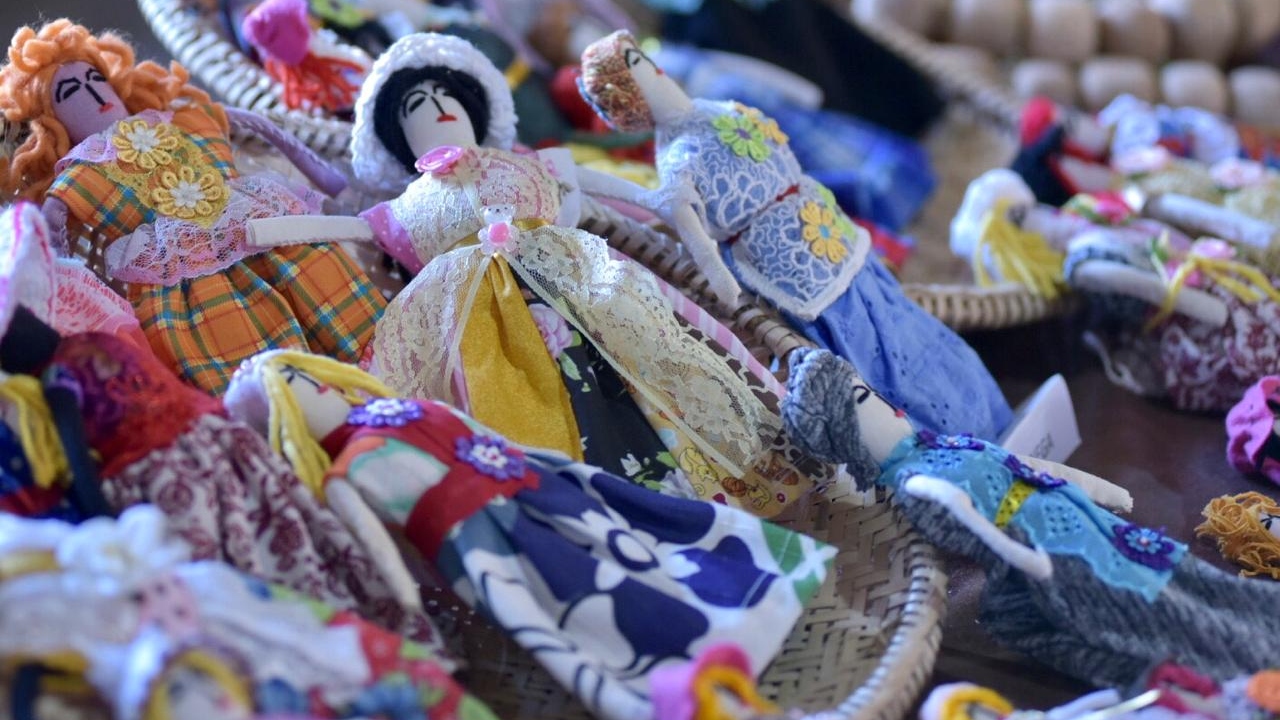Governo de Goiás realiza campanha para incentivar compra de artesanato goiano no Natal