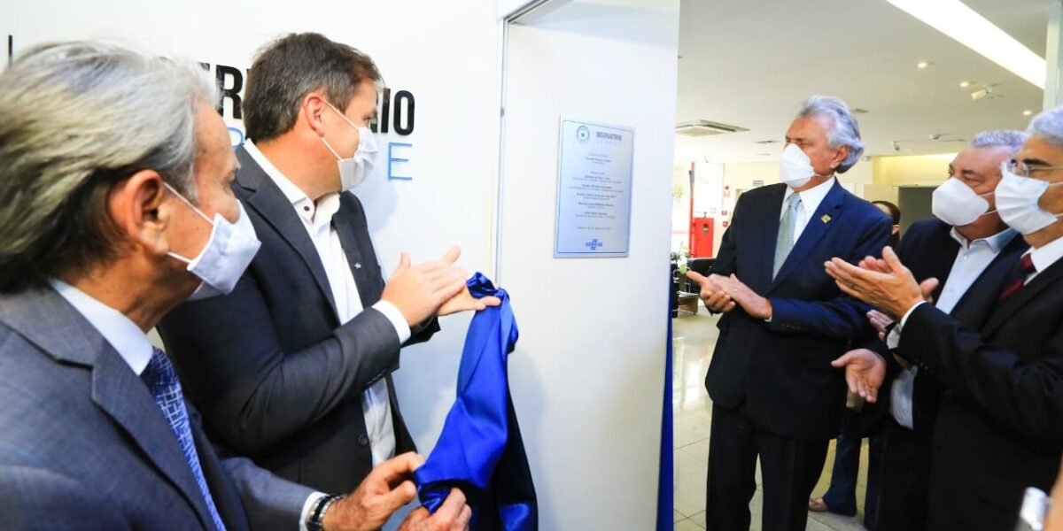 Governo firma parceria com Sebrae durante início das celebrações dos 50 anos da instituição e lançamento do Observatório do Empreendedor