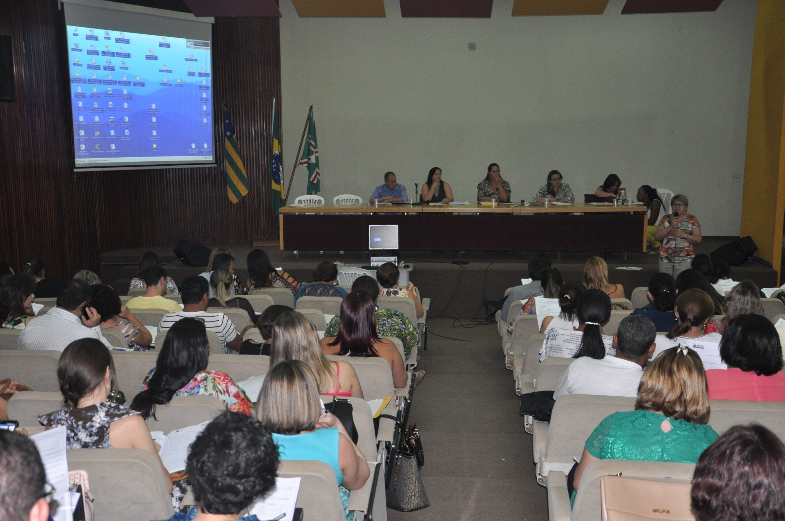 O Presidente do Conselho Estadual de Saúde Goiás participa da Assembléia Geral do COSEMS/GO