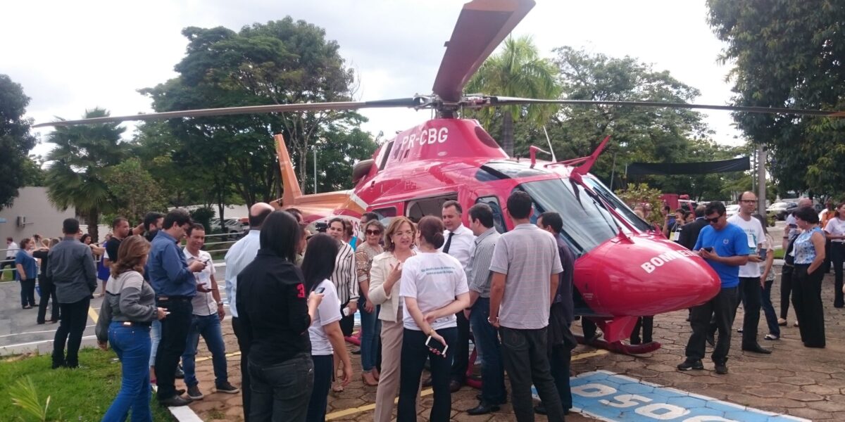 Helicóptero e ambulâncias são expostas no VI Encontro de Saúde de Goiás