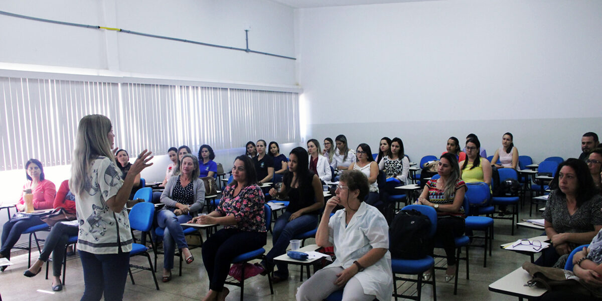 Profissionais de saúde do SUS participam de curso de auriculoterapia