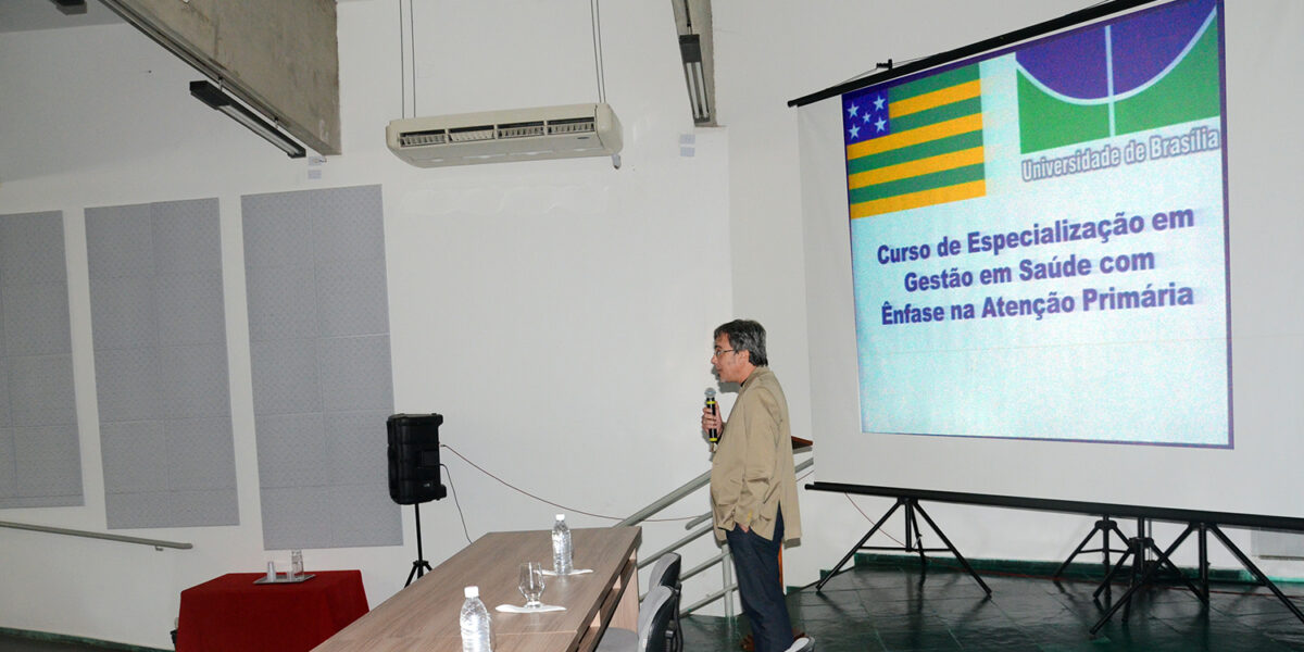 Curso de especialização da UNB prepara 218 trabalhadores da saúde em Goiás