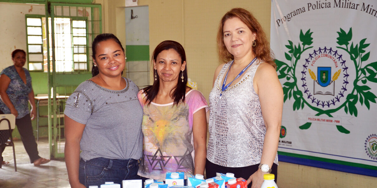Sest/SUS doa leite para instituição de assistência social