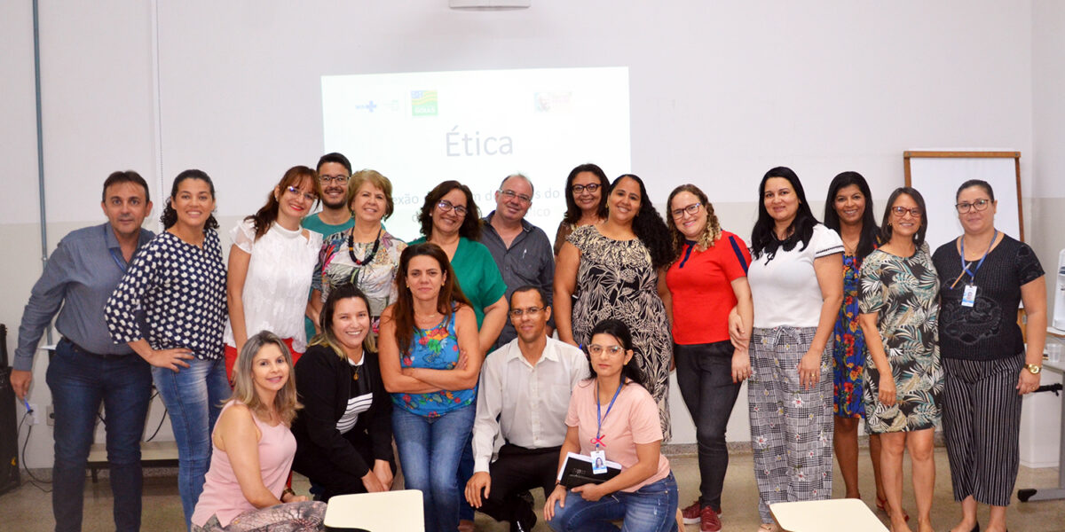 Servidores da Escola de Saúde de Goiás debatem importância da Ética