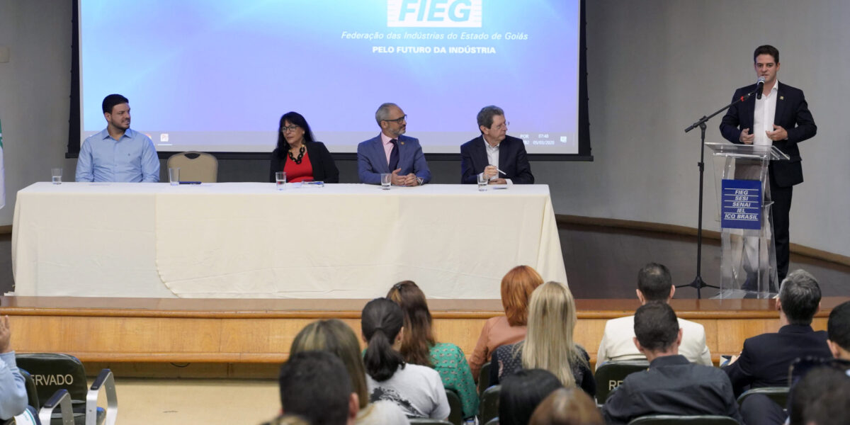 Governo de Goiás debate saúde na Superintendência Regional do Trabalho