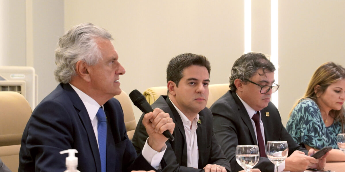 Caiado anuncia ações para conter o coronavírus em Goiás e assegura: “Não há motivo para pânico”