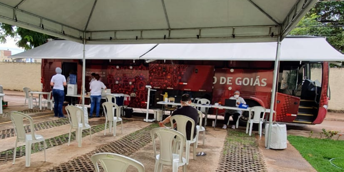 Hemocentro realiza coleta de bolsas de sangue em condomínio de Goiânia