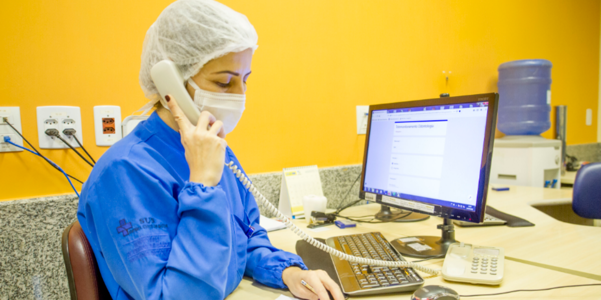 Telemonitoramento odontológico garante assistência a pacientes do Crer