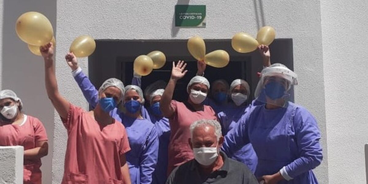 Hospital Estadual de Jaraguá registra as duas primeiras altas da Covid-19