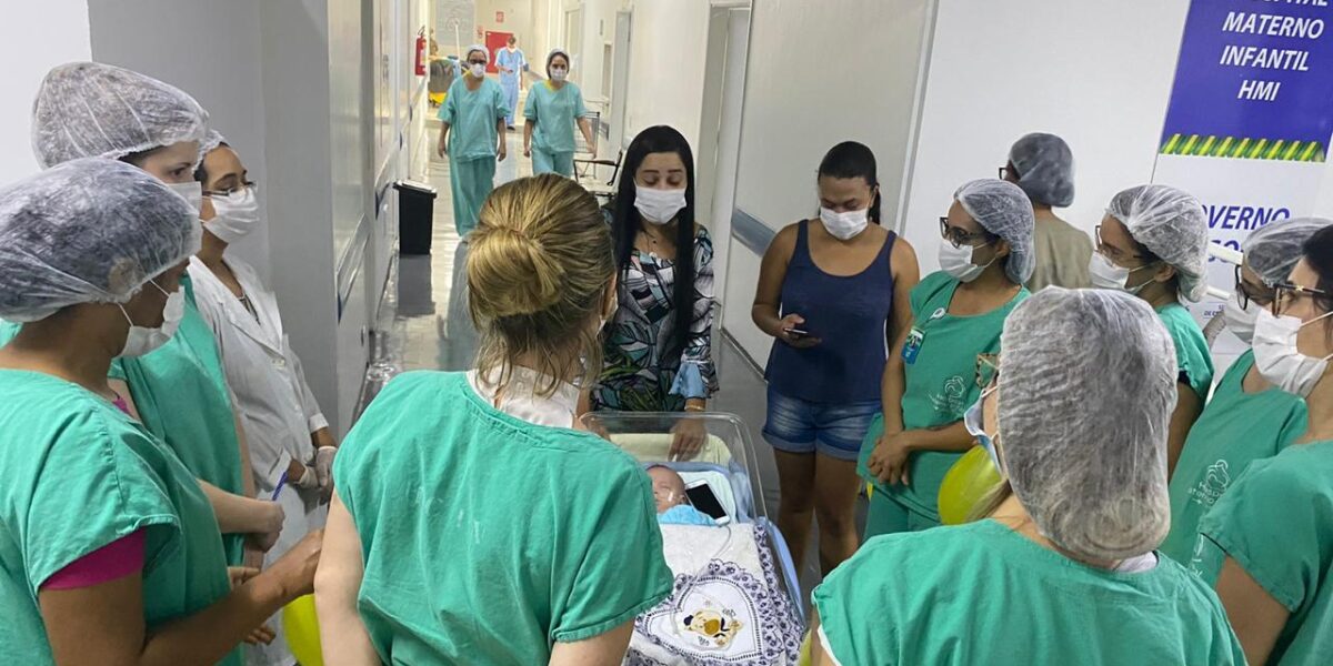 Mãe agradece HMI por cuidar do seu filho por 6 meses