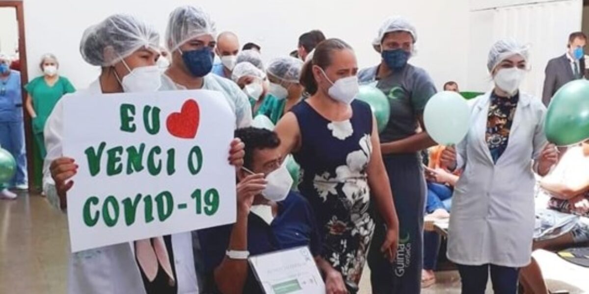 Paciente de Covid-19 se recupera após 56 dias intubado no HRF