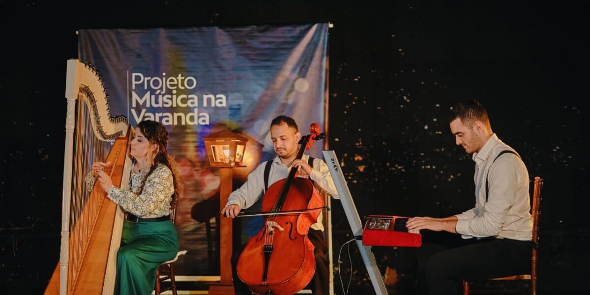 Harpista Aline Araújo e convidados se apresentam no Sarau do HGG