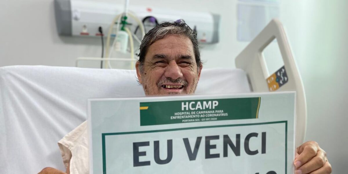 Paciente número 1.500 curado pela Covid-19 tem alta médica do HCamp de Goiânia 